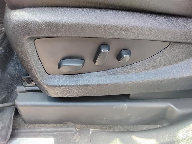 Chevrolet Suburban LT 4WD 2016