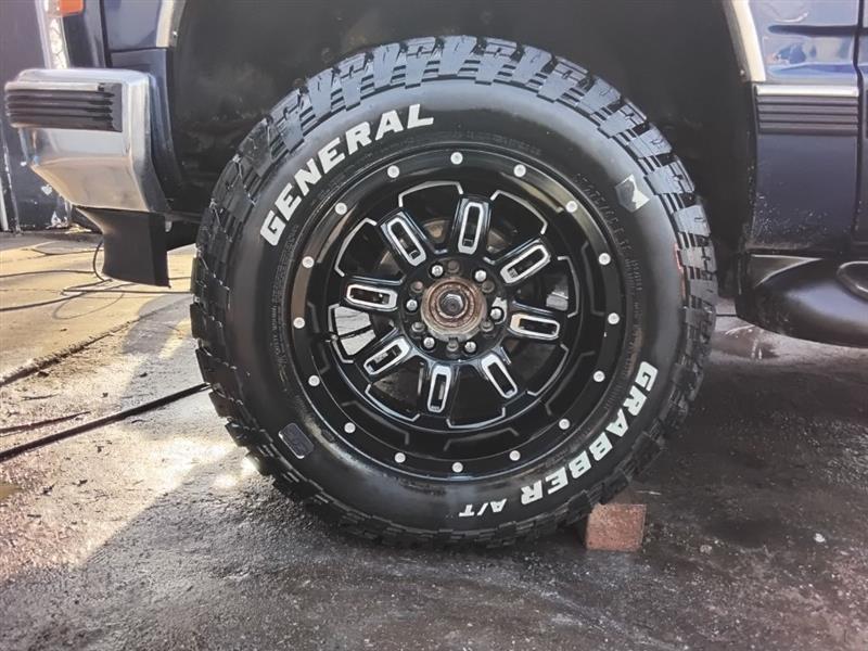 GMC Yukon SLE 4WD 1999