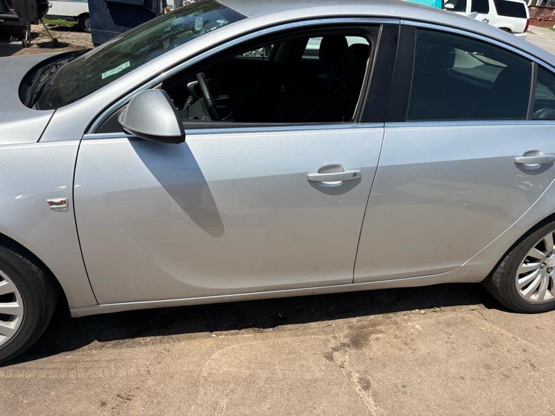 Buick Regal  2011