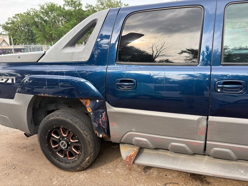 Chevrolet Avalanche  2002