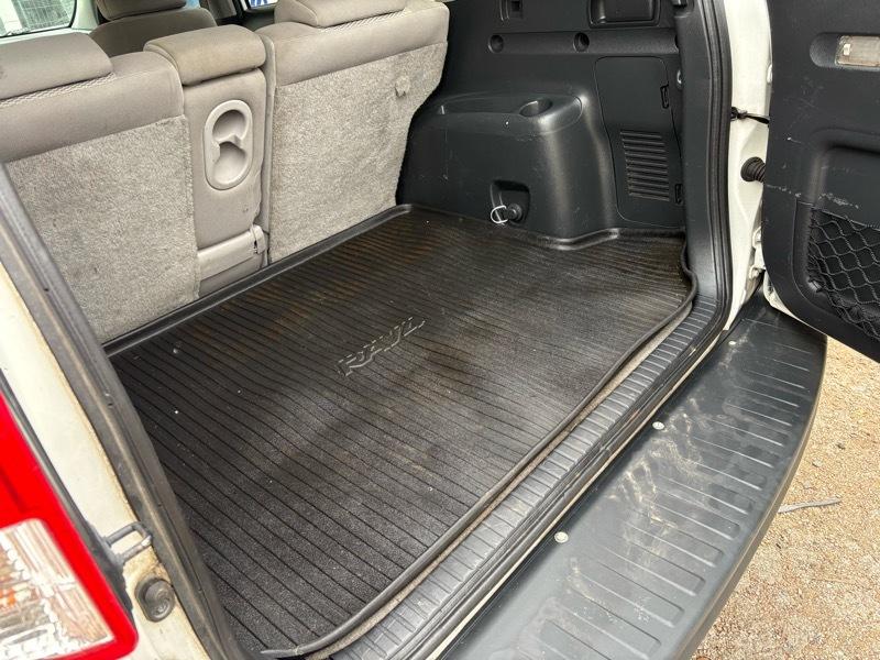 Toyota RAV4  2011