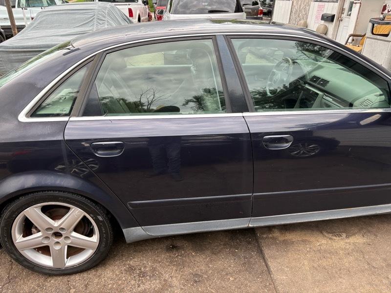 Audi A4 Sedan  2003