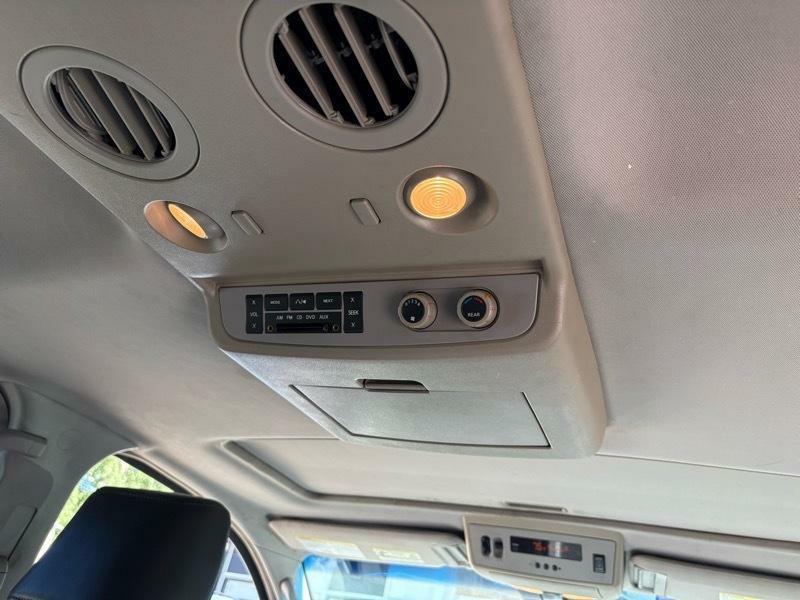Nissan Armada  2007