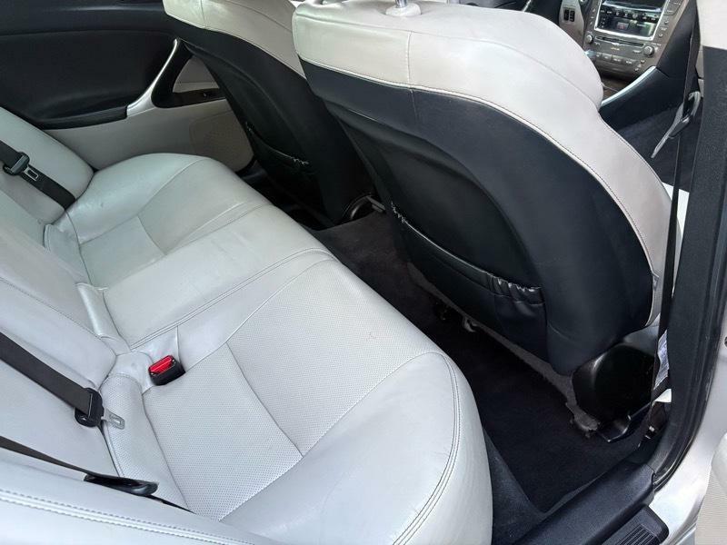 Lexus IS 250  2009