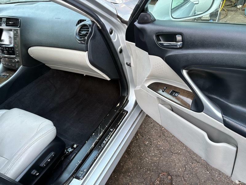 Lexus IS 250  2009