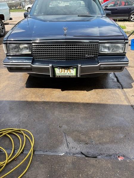 Cadillac DeVille Sedan 1988