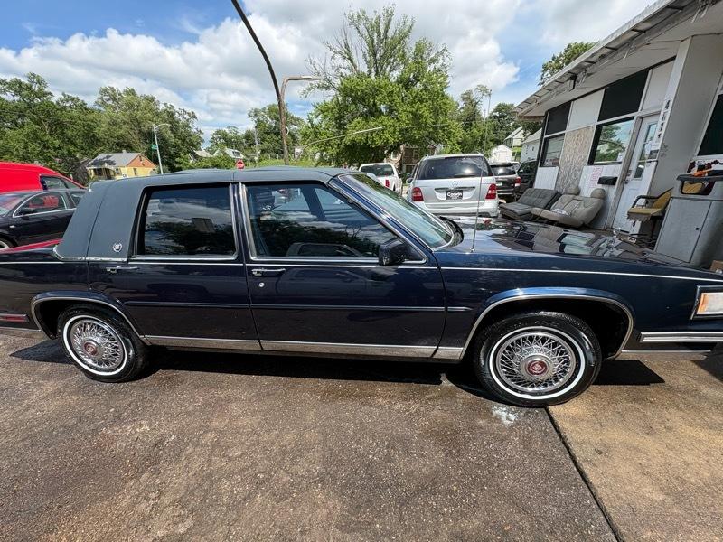 Cadillac DeVille Sedan 1988