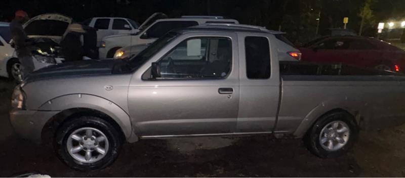 Nissan Frontier King Cab 2WD 2003