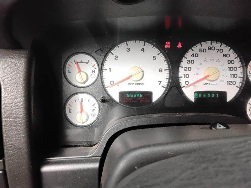 Dodge Ram 1500 ST Long Bed 4WD 2003