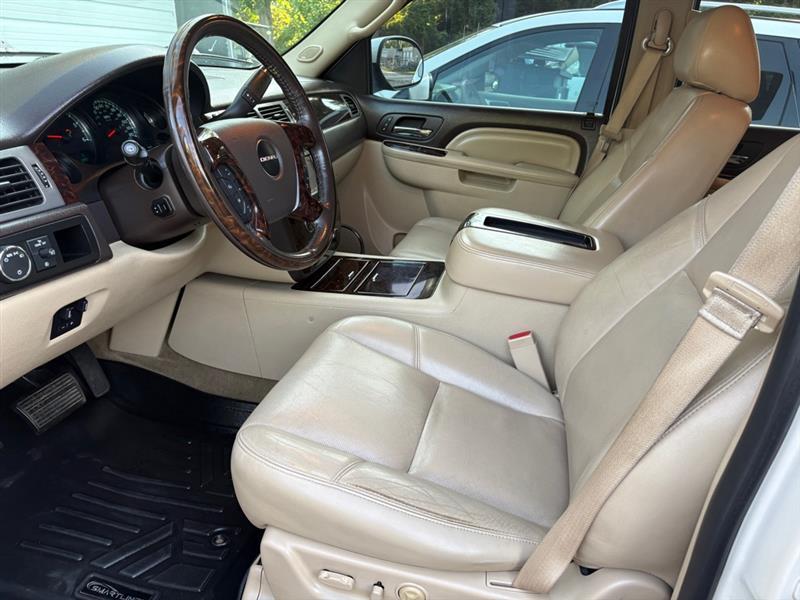 GMC Yukon Denali 4WD 2013