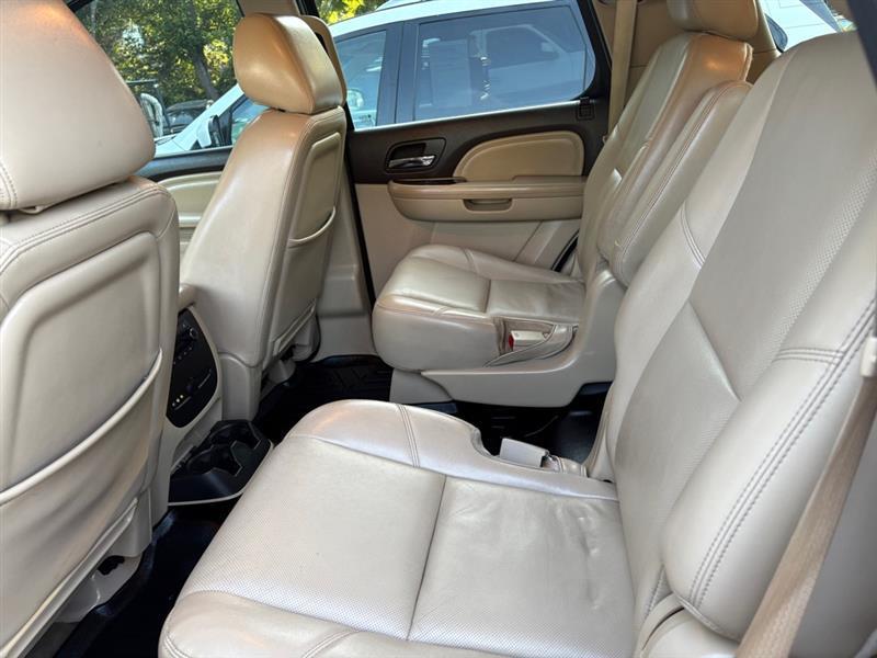 GMC Yukon Denali 4WD 2013