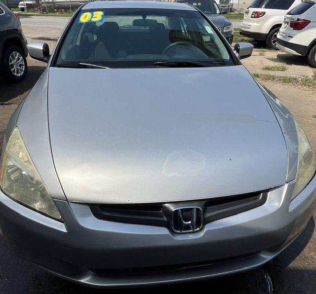 Honda Accord LX sedan AT 2003