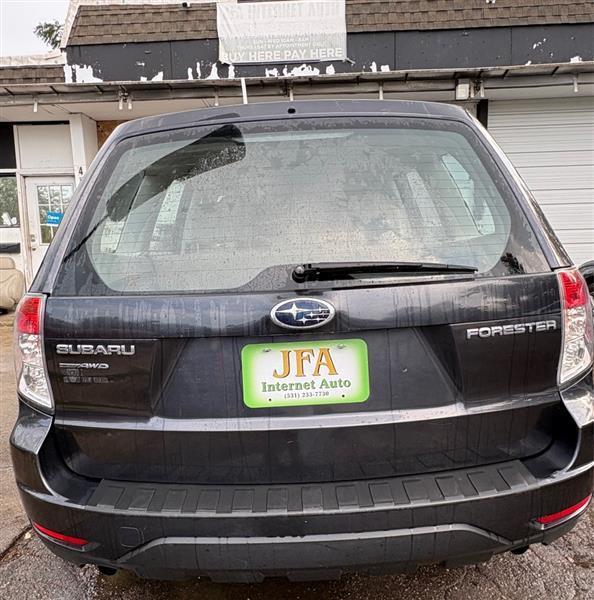 Subaru Forester 2.5X 2010