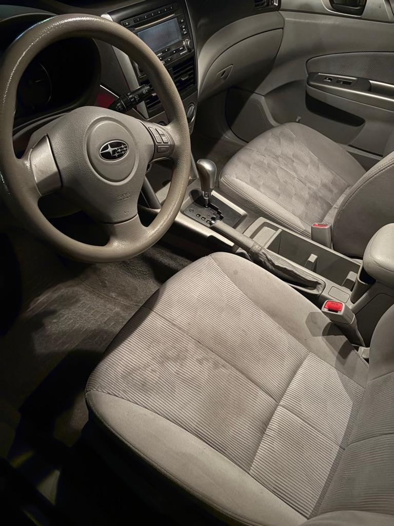 Subaru Forester 2.5X 2010