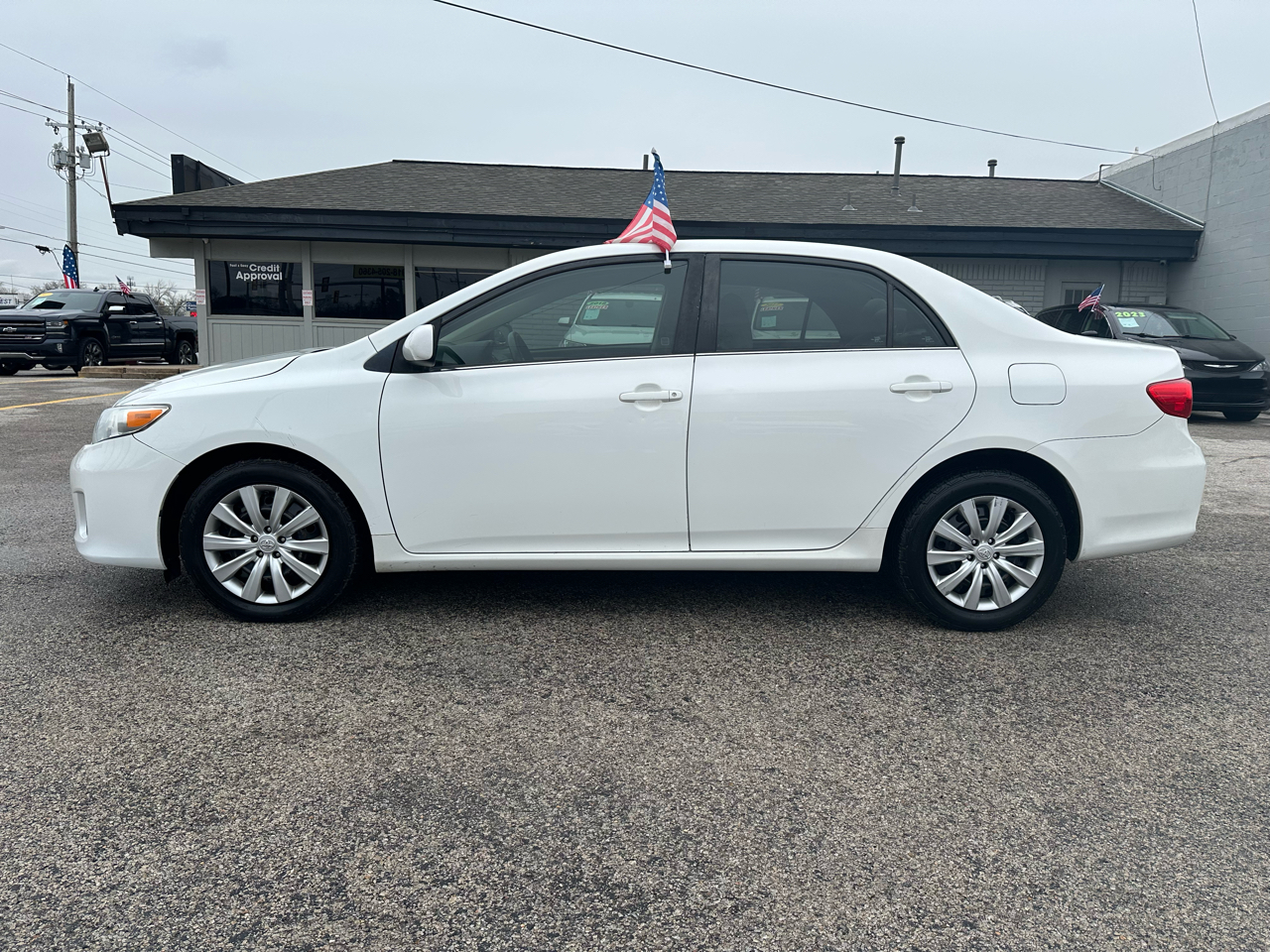 Toyota Corolla LE 4D Sedan 2013