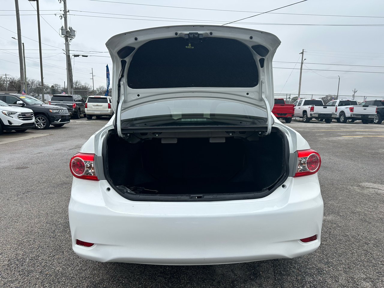 Toyota Corolla LE 4D Sedan 2013