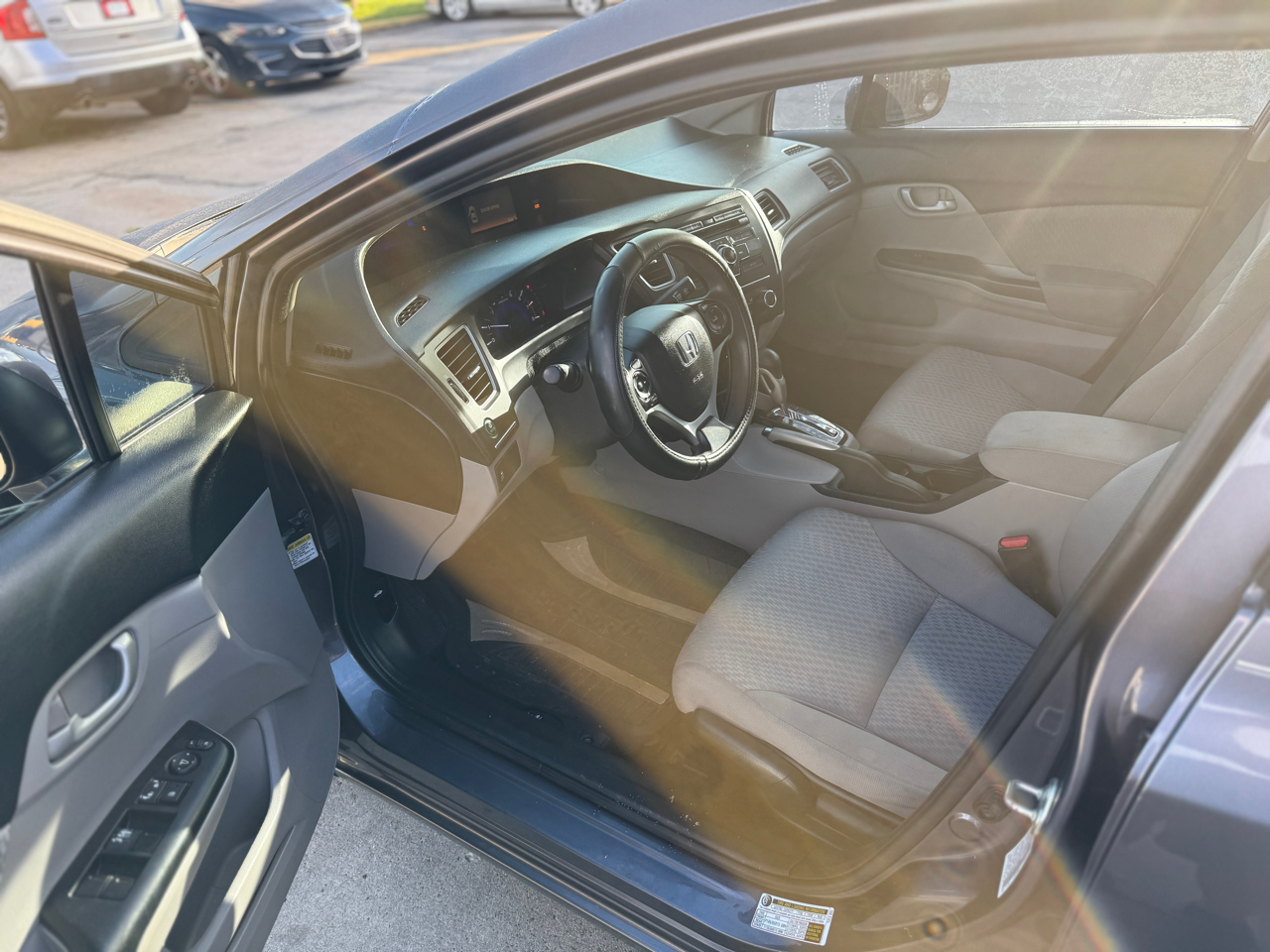 Honda Civic LX Sedan CVT 2015 Honda Civic LX Sedan CVT 2015