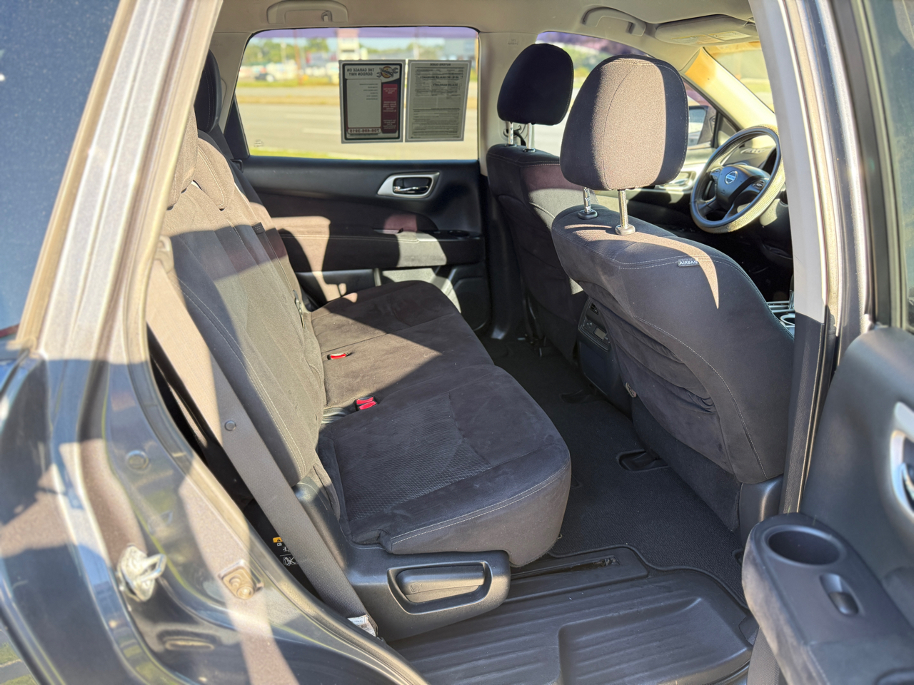 Nissan Pathfinder SV 2WD 2013 Nissan Pathfinder SV 2WD 2013