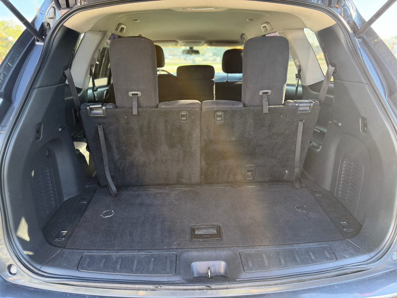 Nissan Pathfinder SV 2WD 2013 Nissan Pathfinder SV 2WD 2013