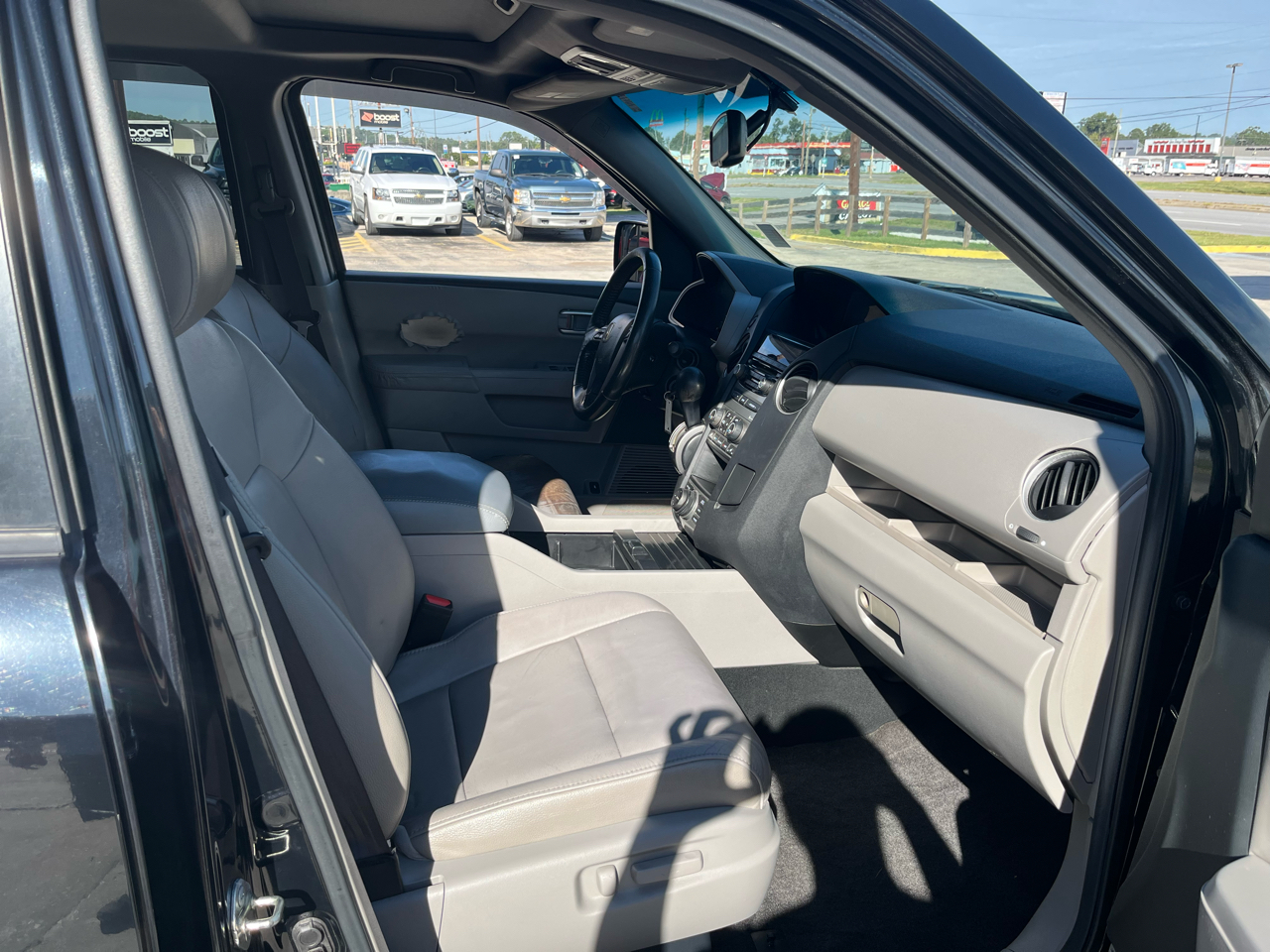 Honda Pilot EX-L 2WD 5-Spd AT with Navigation 2012 Honda Pilot EX-L 2WD 5-Spd AT with Navigation 2012