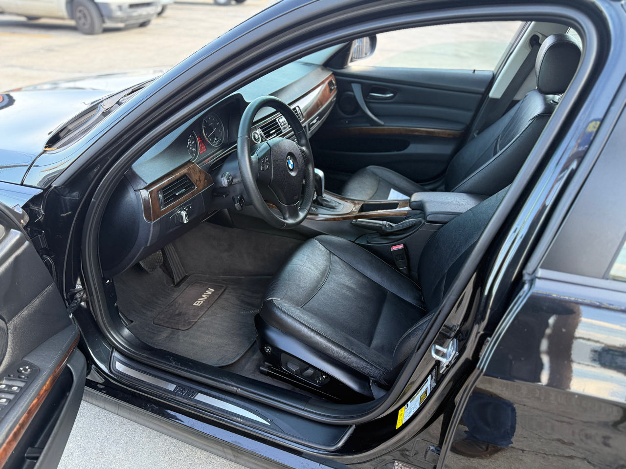 BMW 3-Series 328i 2011