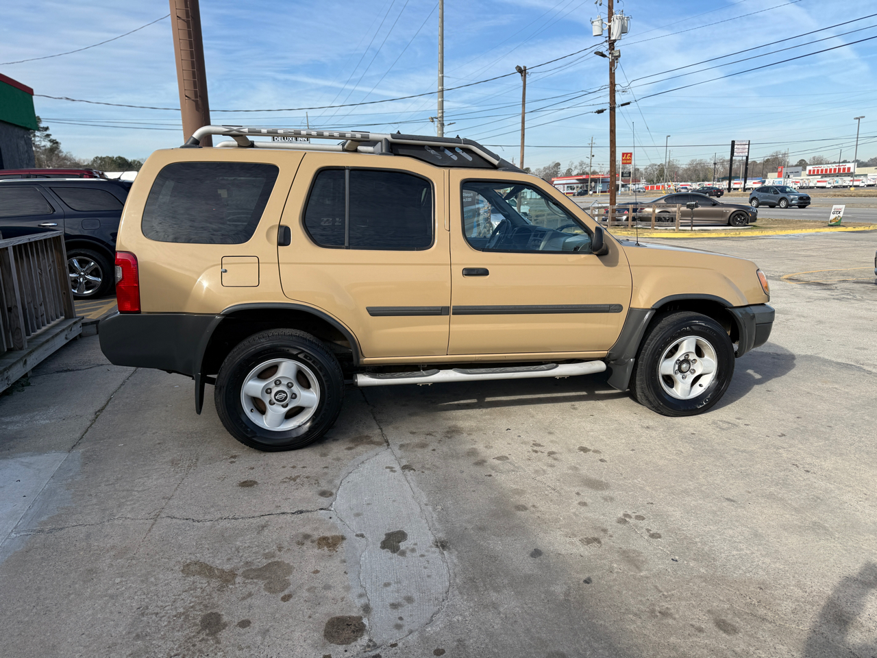 Nissan Xterra SE 2WD 2001