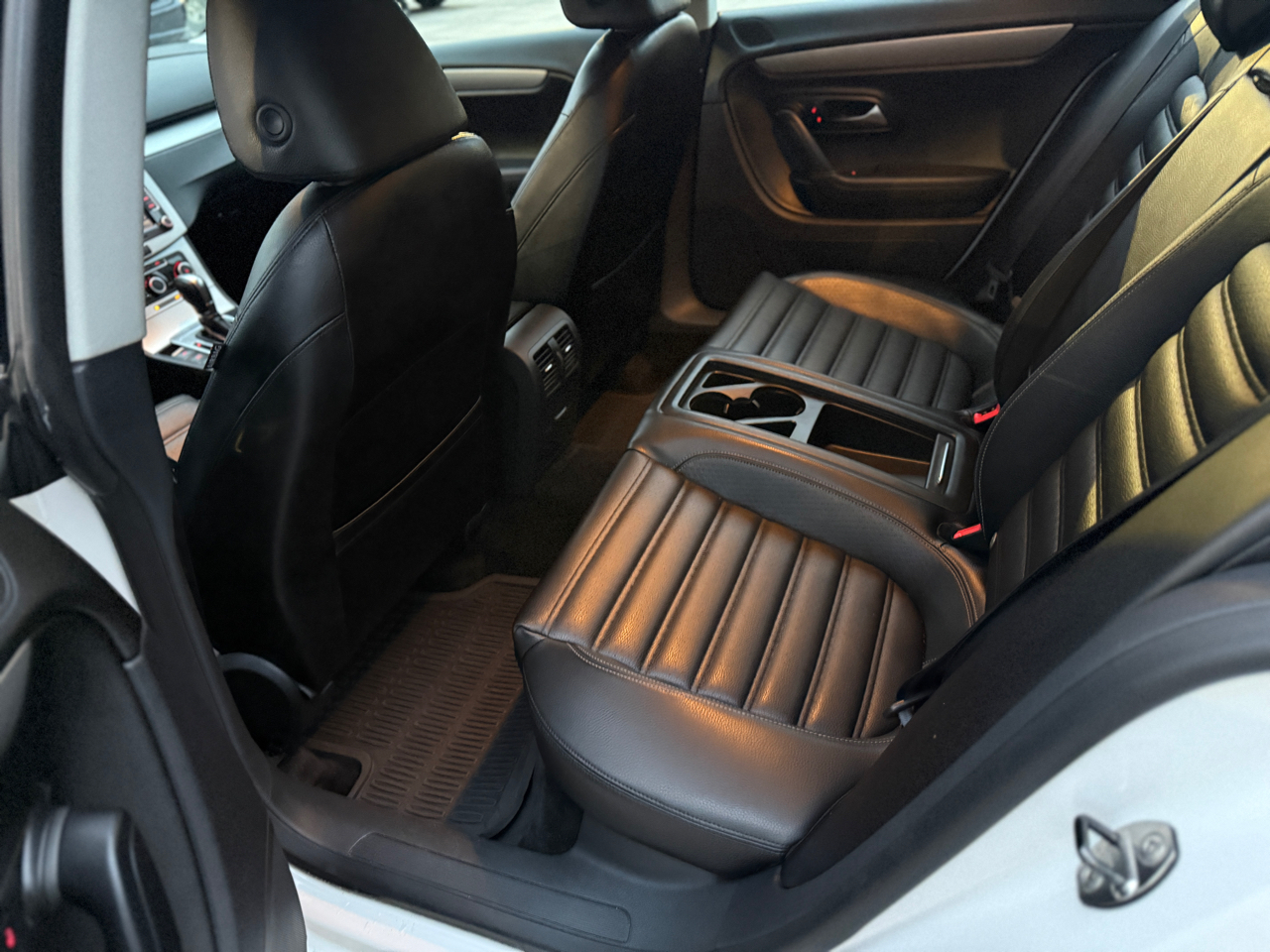 Volkswagen CC Sport PZEV 2012