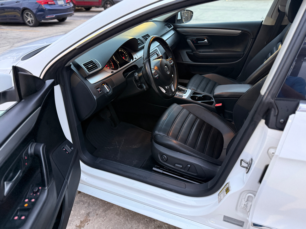 Volkswagen CC Sport PZEV 2012