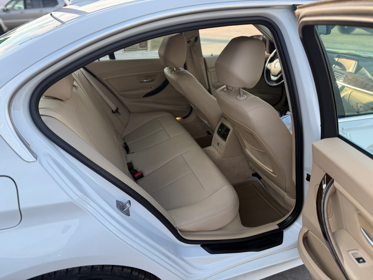 BMW 3-Series 328i Sedan 2015