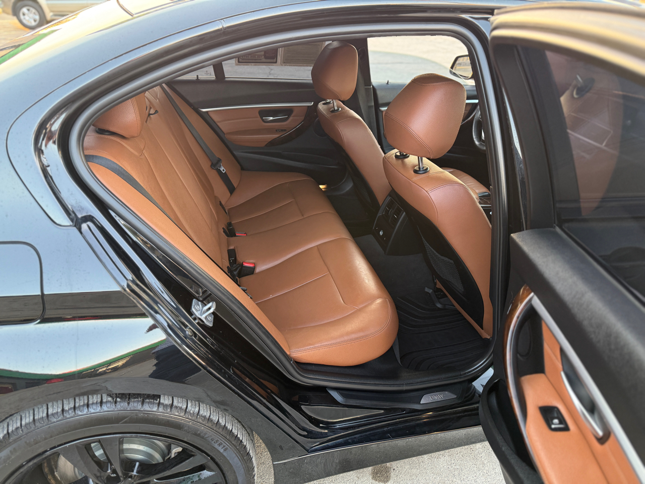 BMW 3-Series 328i xDrive Sedan 2016