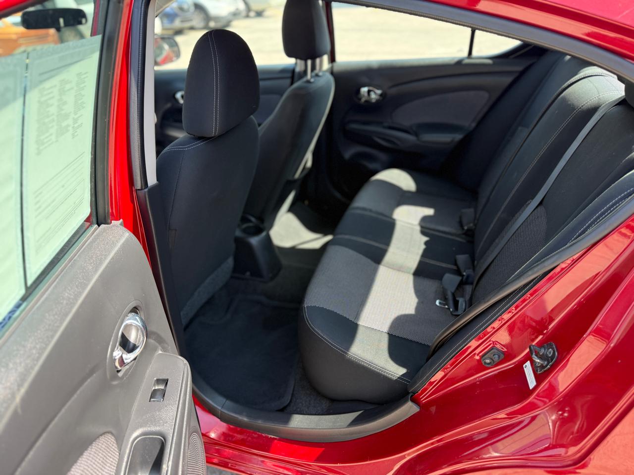 Nissan Versa 1.6 SV Sedan 2014