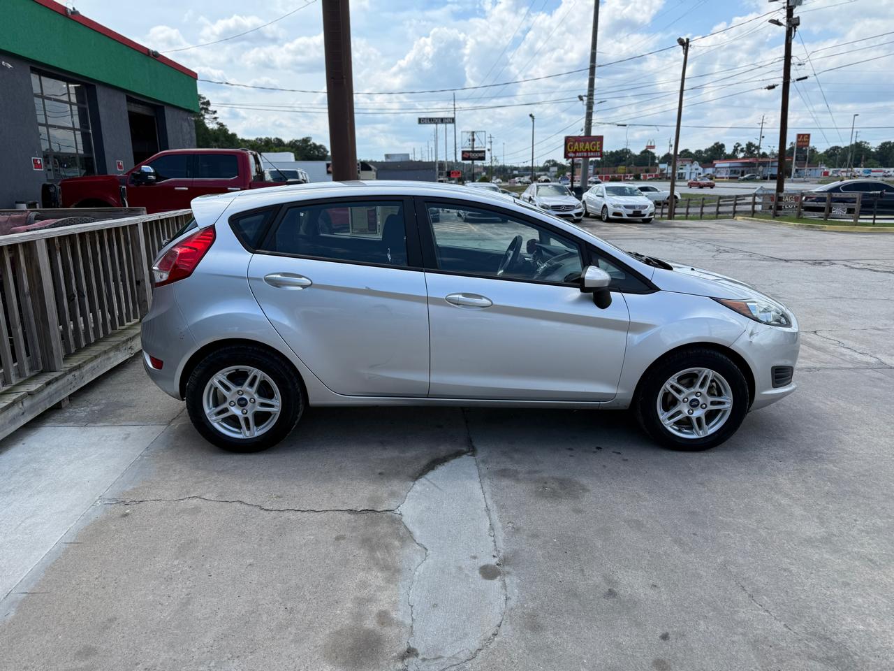 Ford Fiesta SE Hatchback 2019