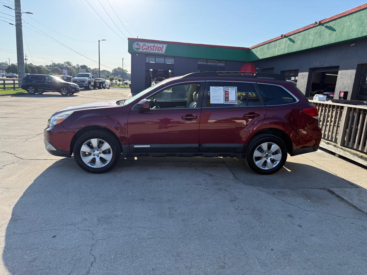 Subaru Outback 2.5i Limited 2011