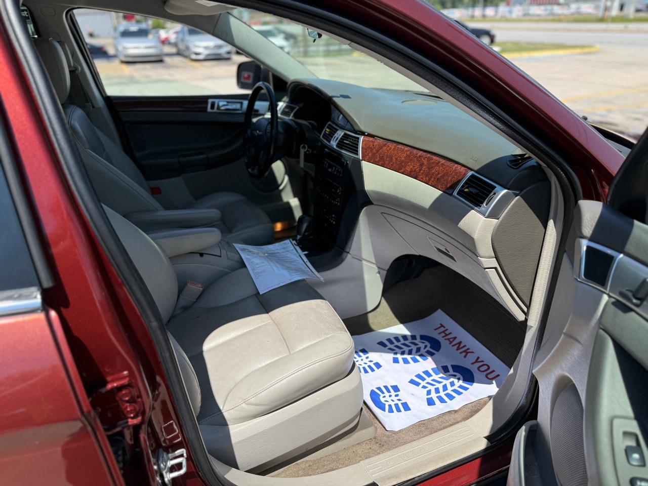 Chrysler Pacifica Touring FWD 2007