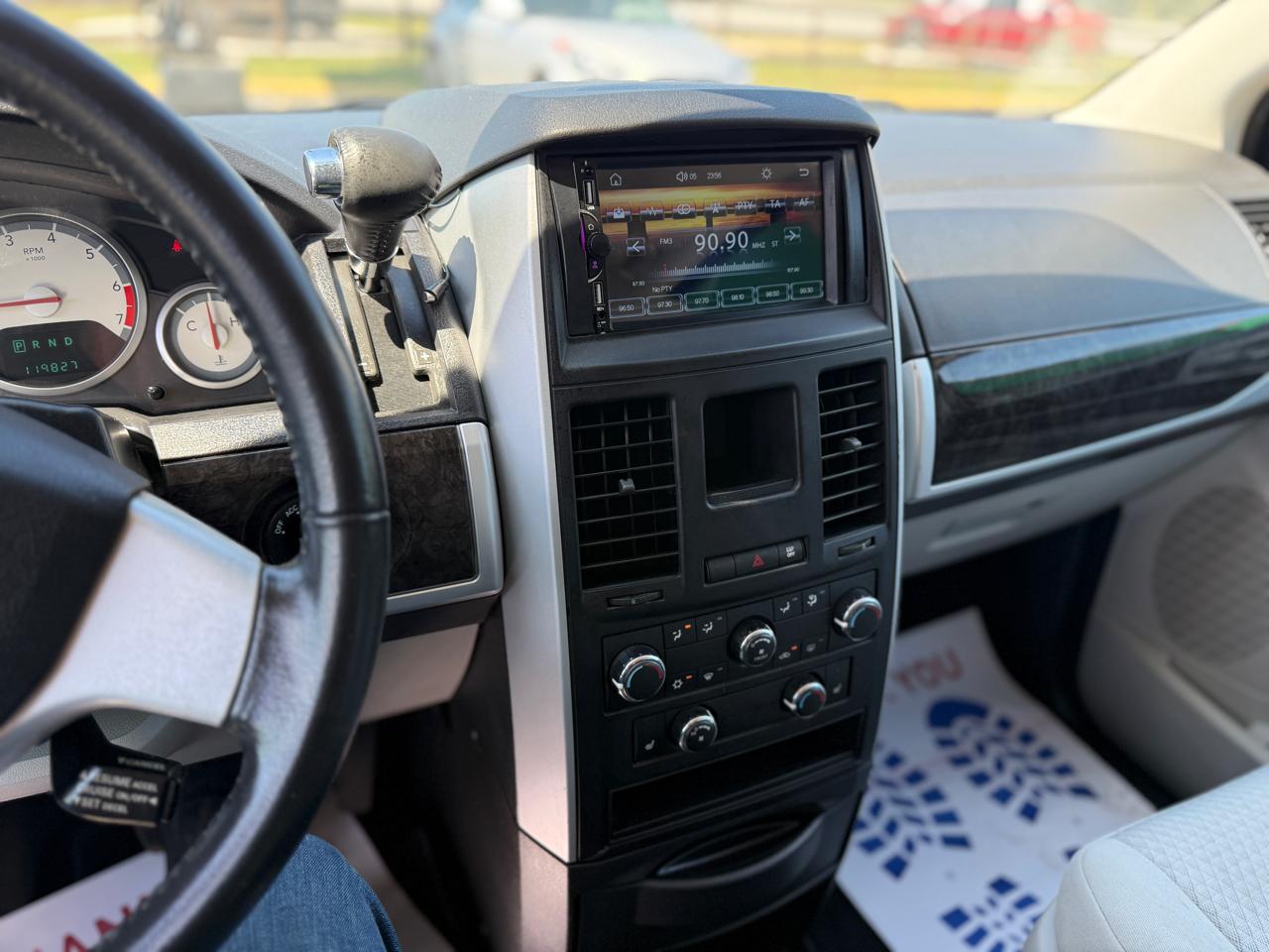 Dodge Grand Caravan SXT 2010