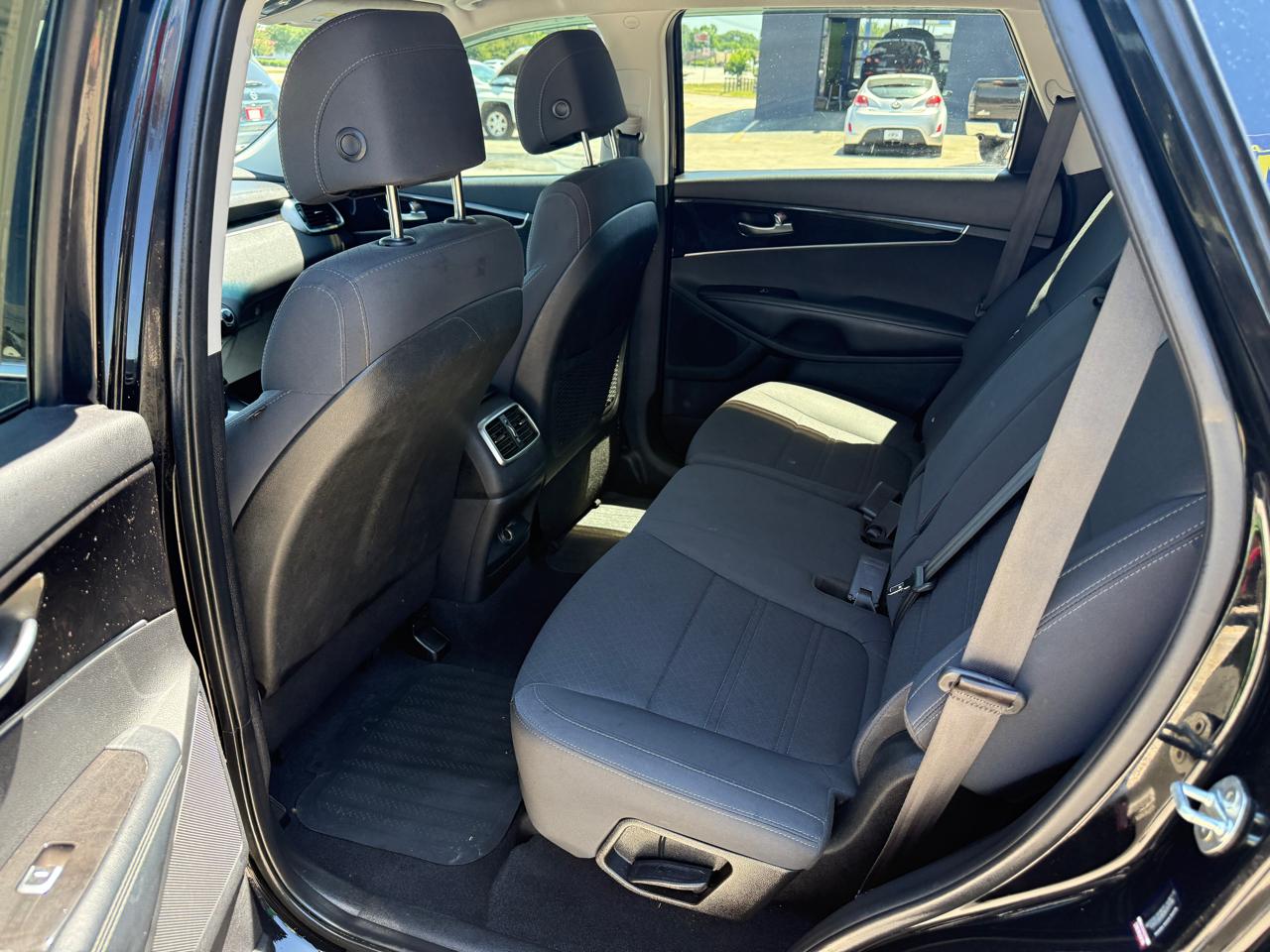 Kia Sorento L 2WD 2017