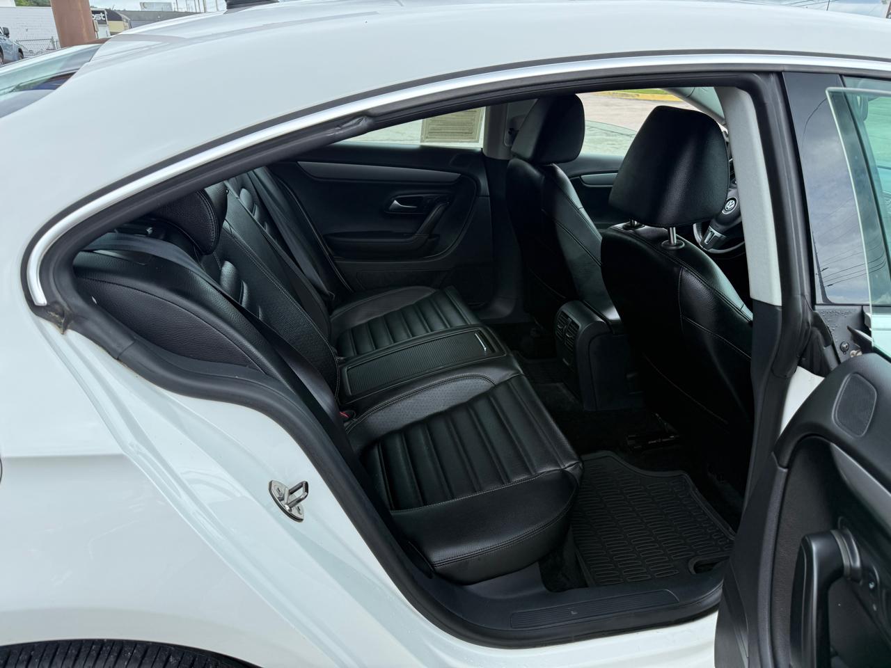 Volkswagen CC Sport PZEV 2012