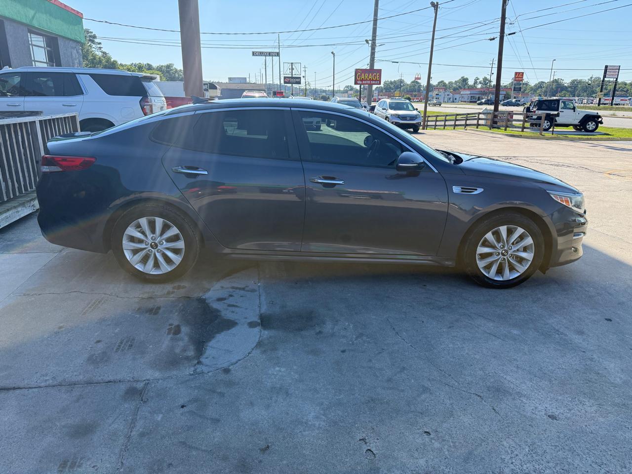 Kia Optima LX 2017