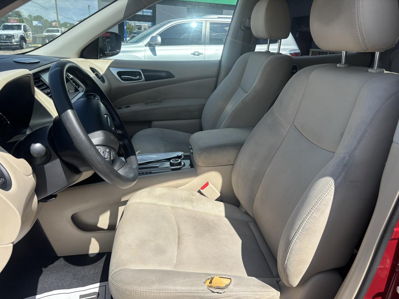 Nissan Pathfinder S 2WD 2013
