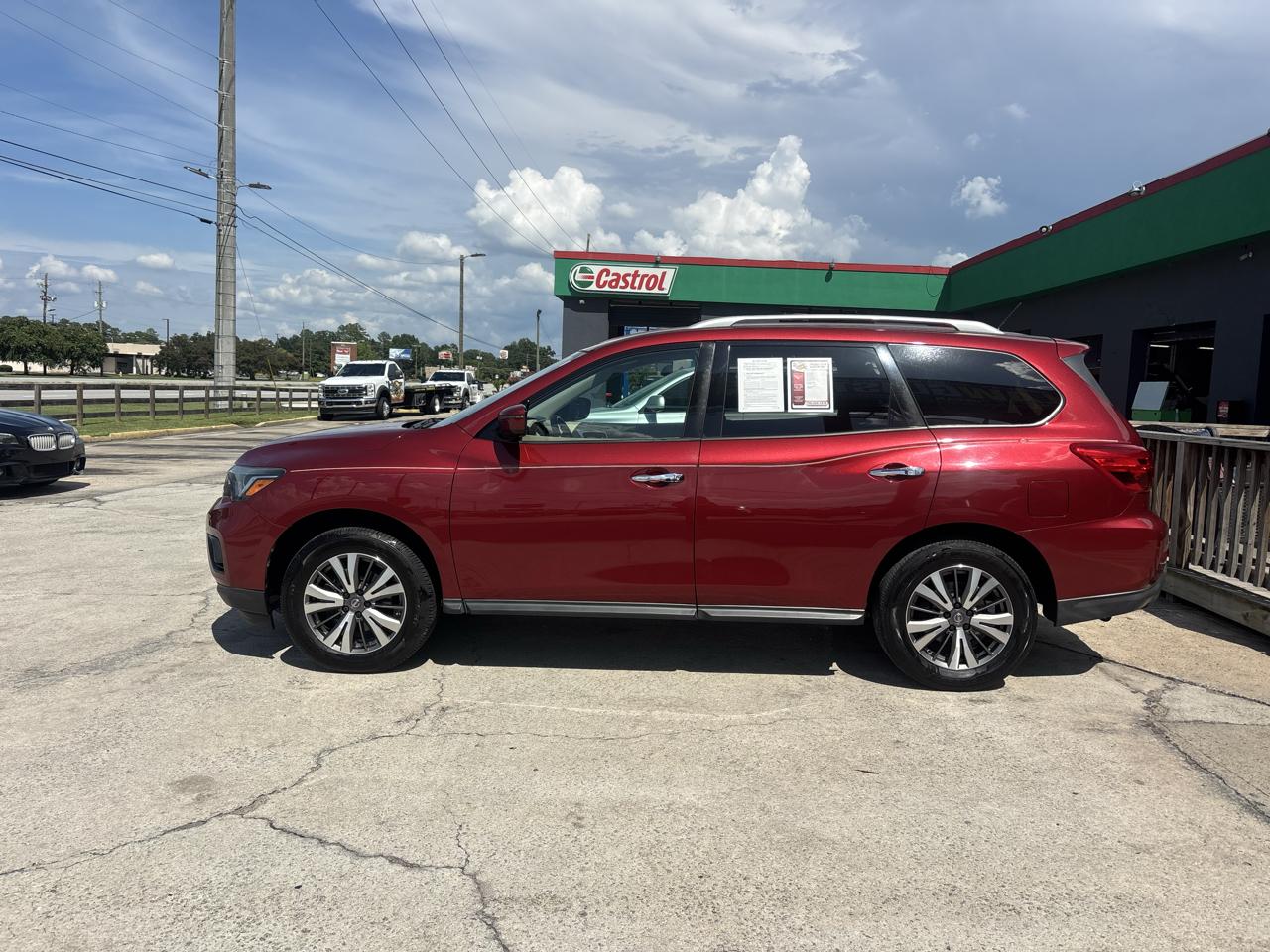 Nissan Pathfinder S 2WD 2013