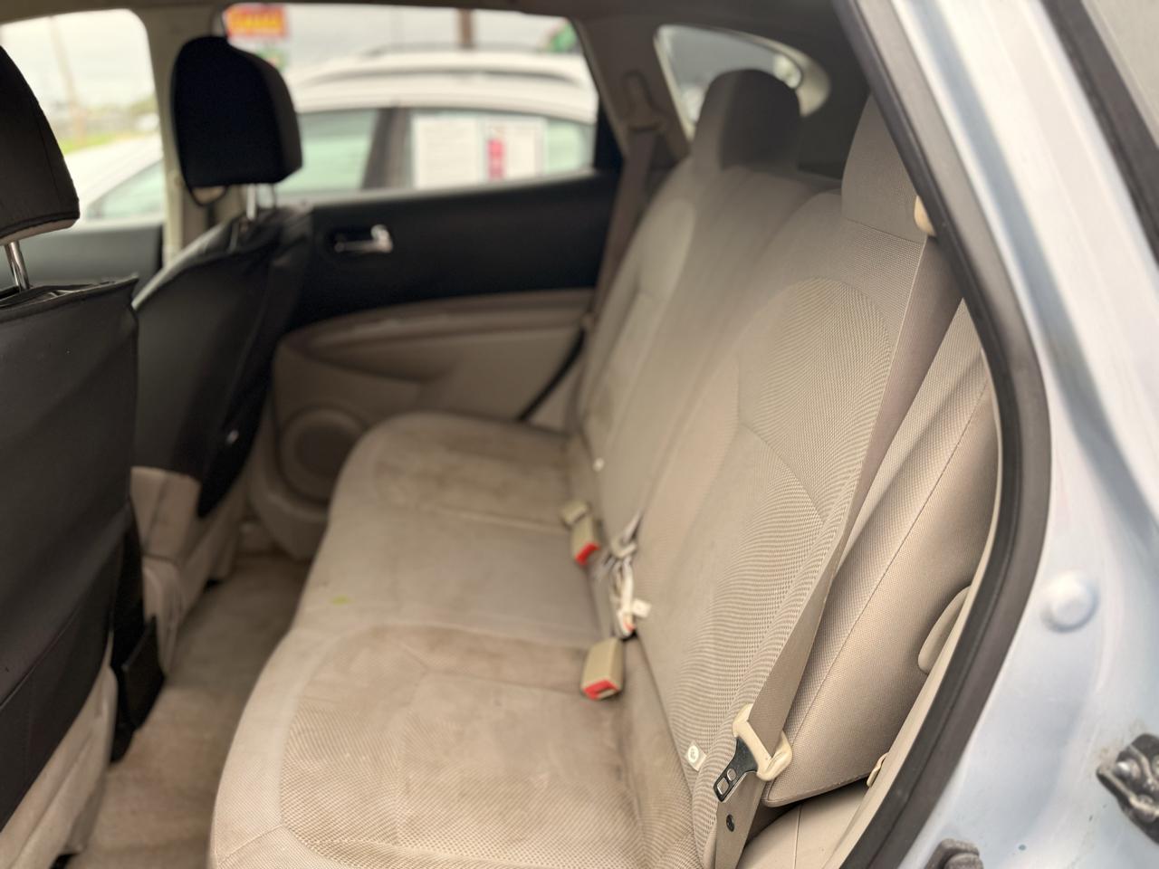 Nissan Rogue S 2WD 2013