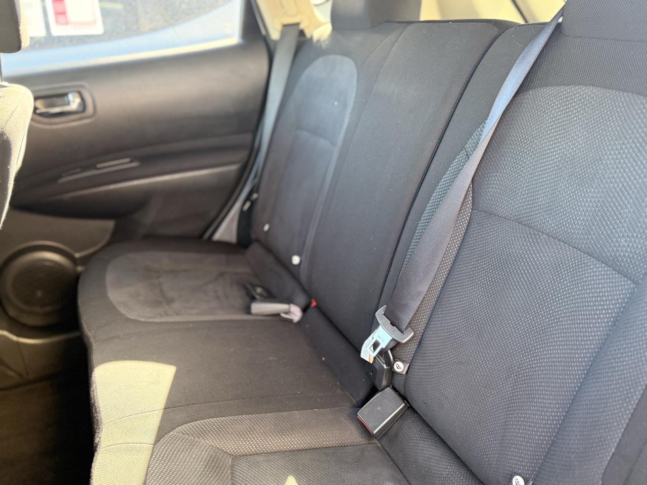 Nissan Rogue S 2WD 2012