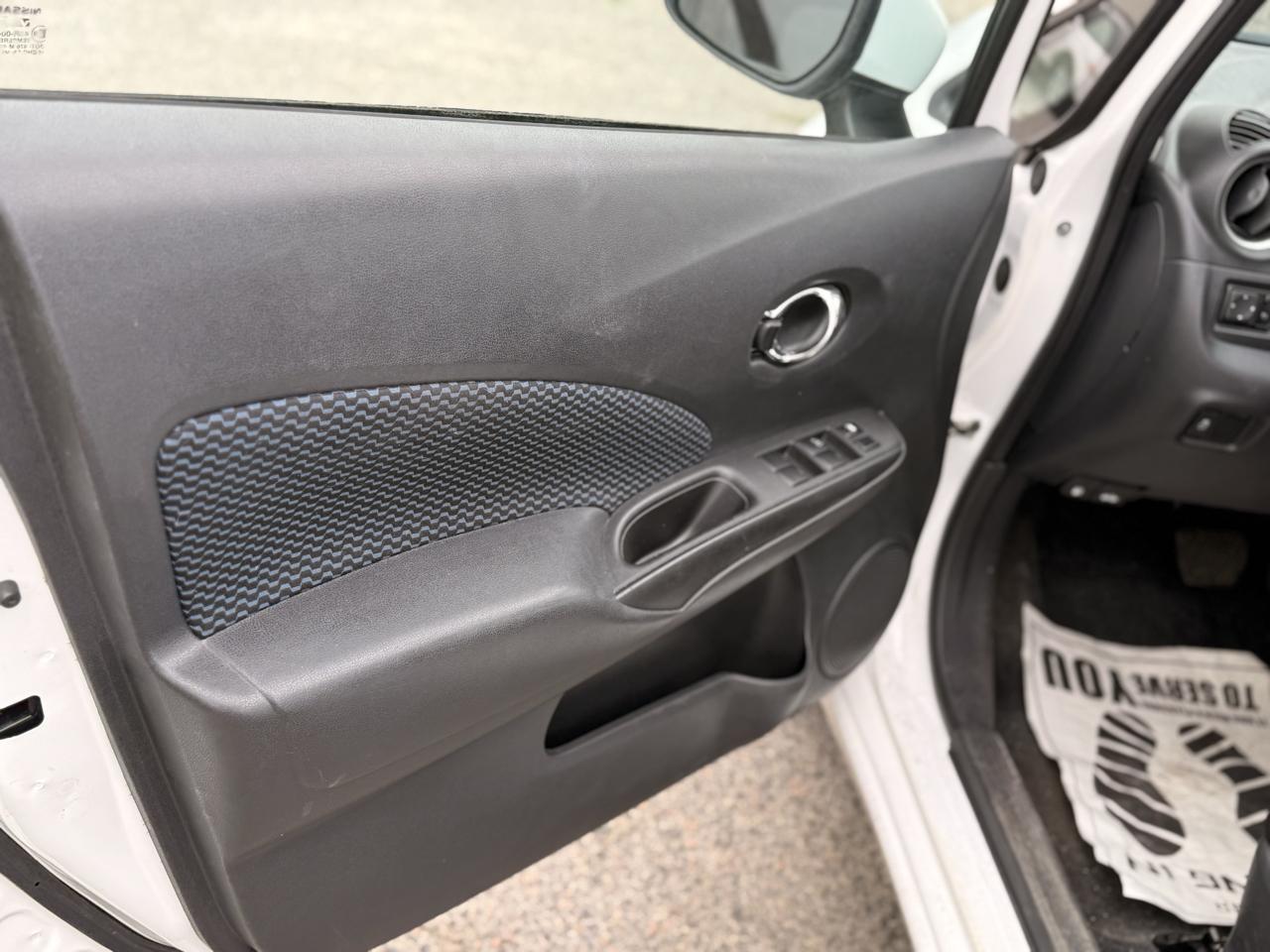 Nissan Versa Note SV 2018