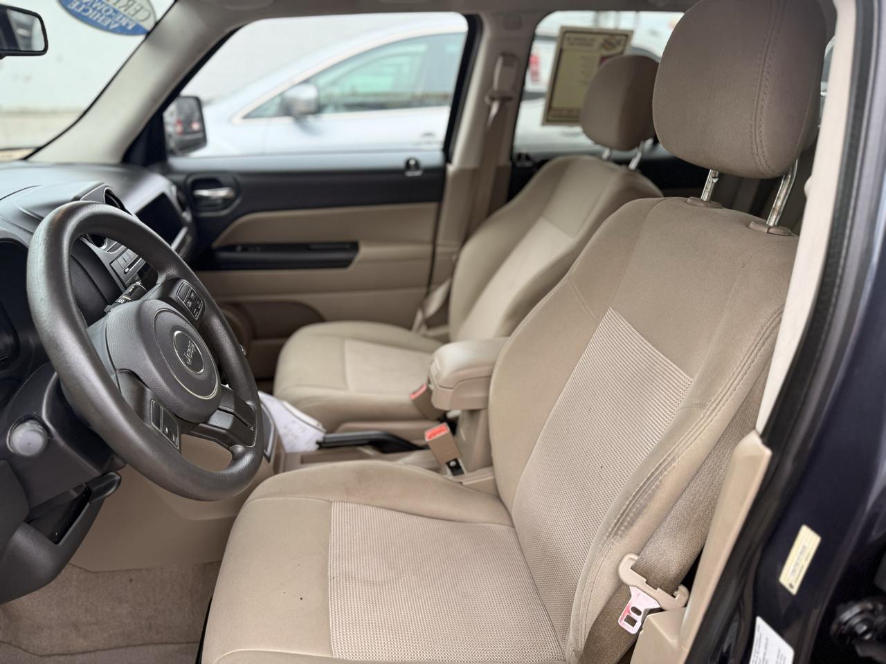 Jeep Patriot Sport 2WD 2014