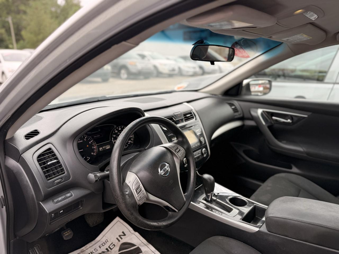 Nissan Altima 2.5 S 2014