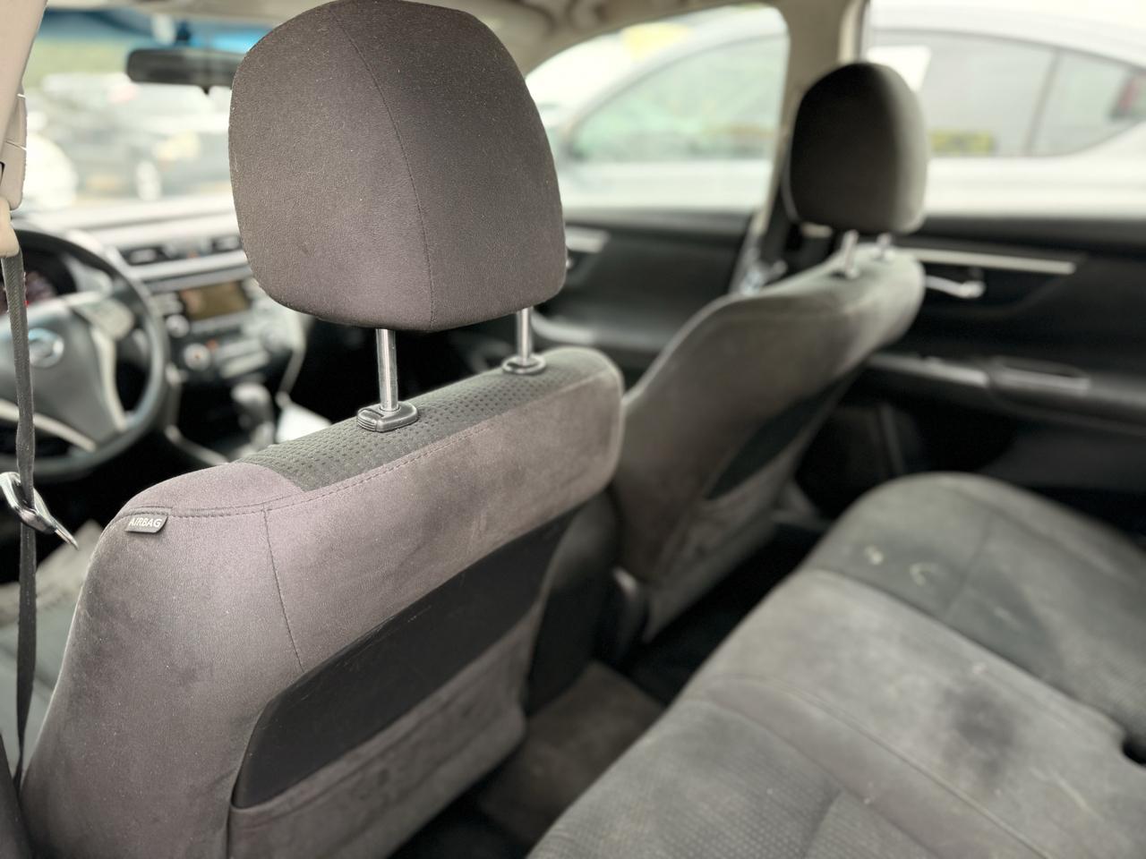 Nissan Altima 2.5 S 2014