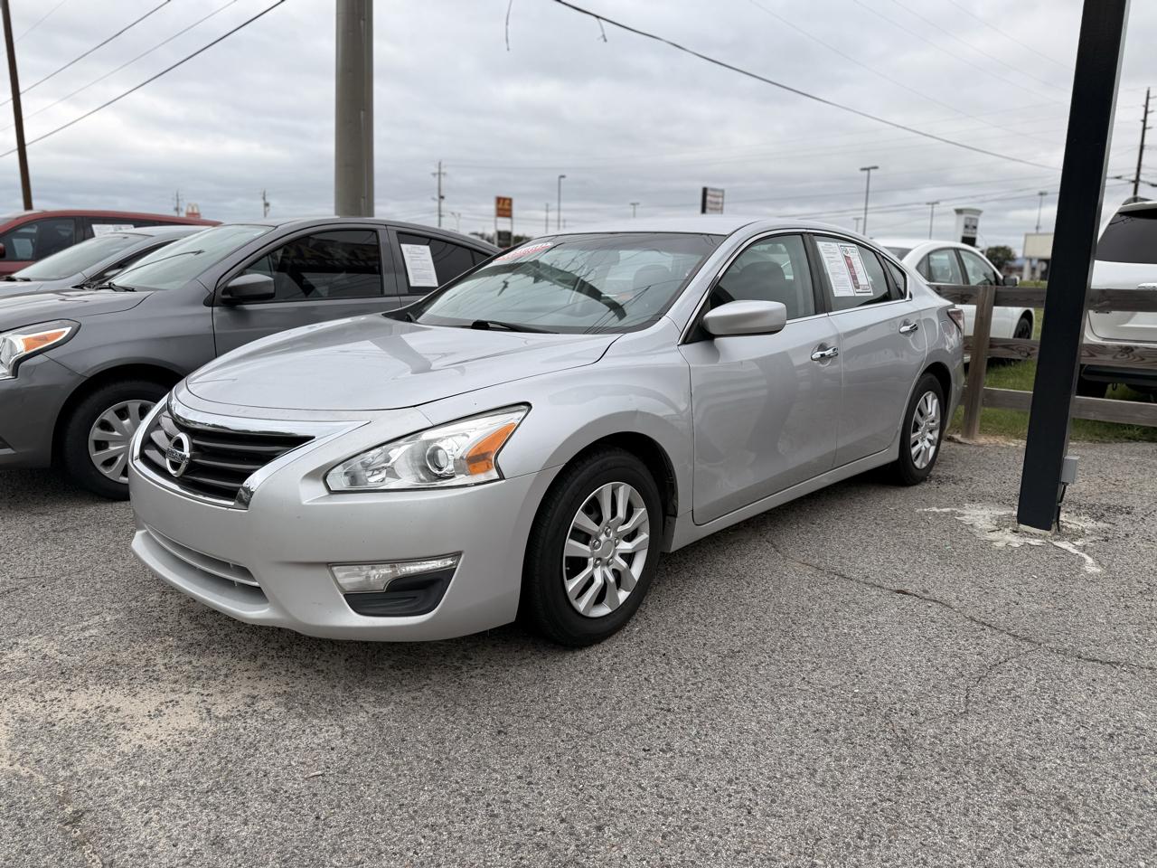 Nissan Altima 2.5 S 2014