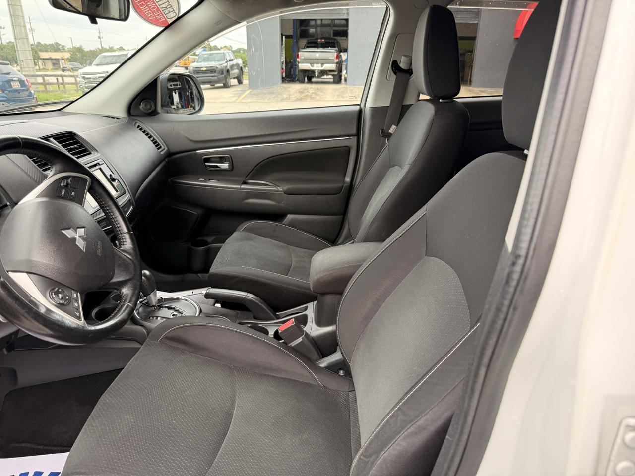 Mitsubishi Outlander Sport SE 2WD 2015
