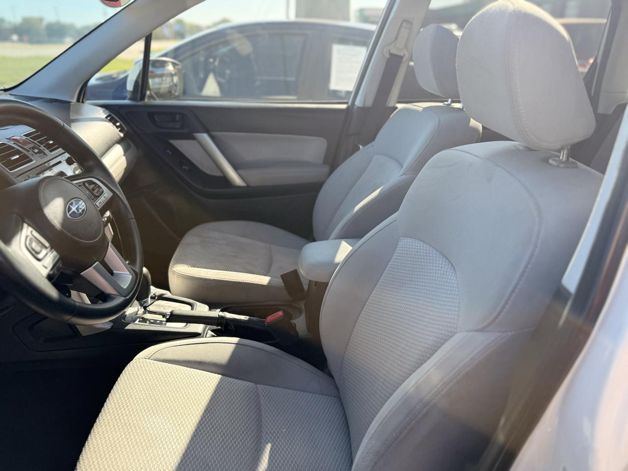 Subaru Forester 2.5i Premium PZEV CVT 2017