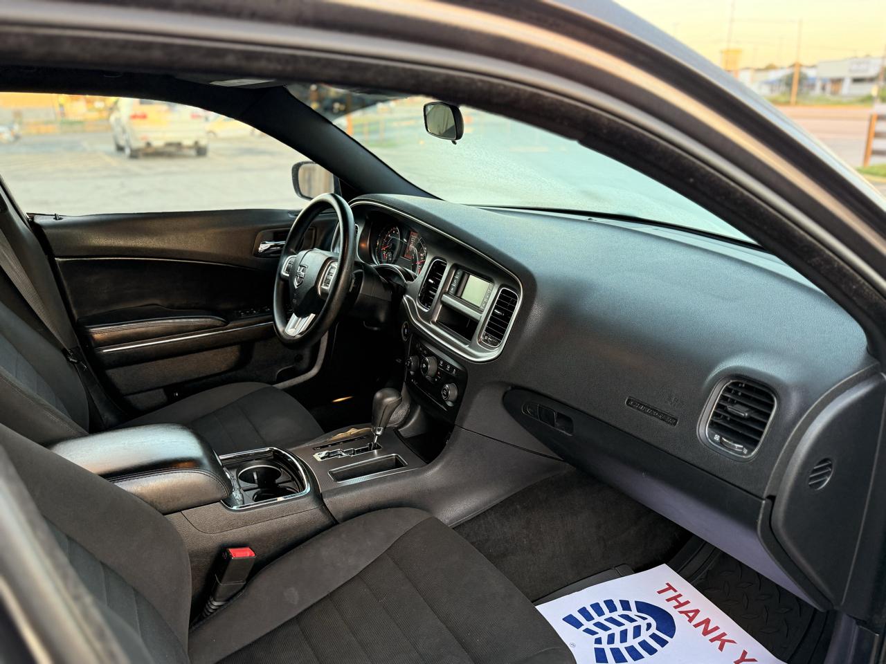 Dodge Charger SE 2014